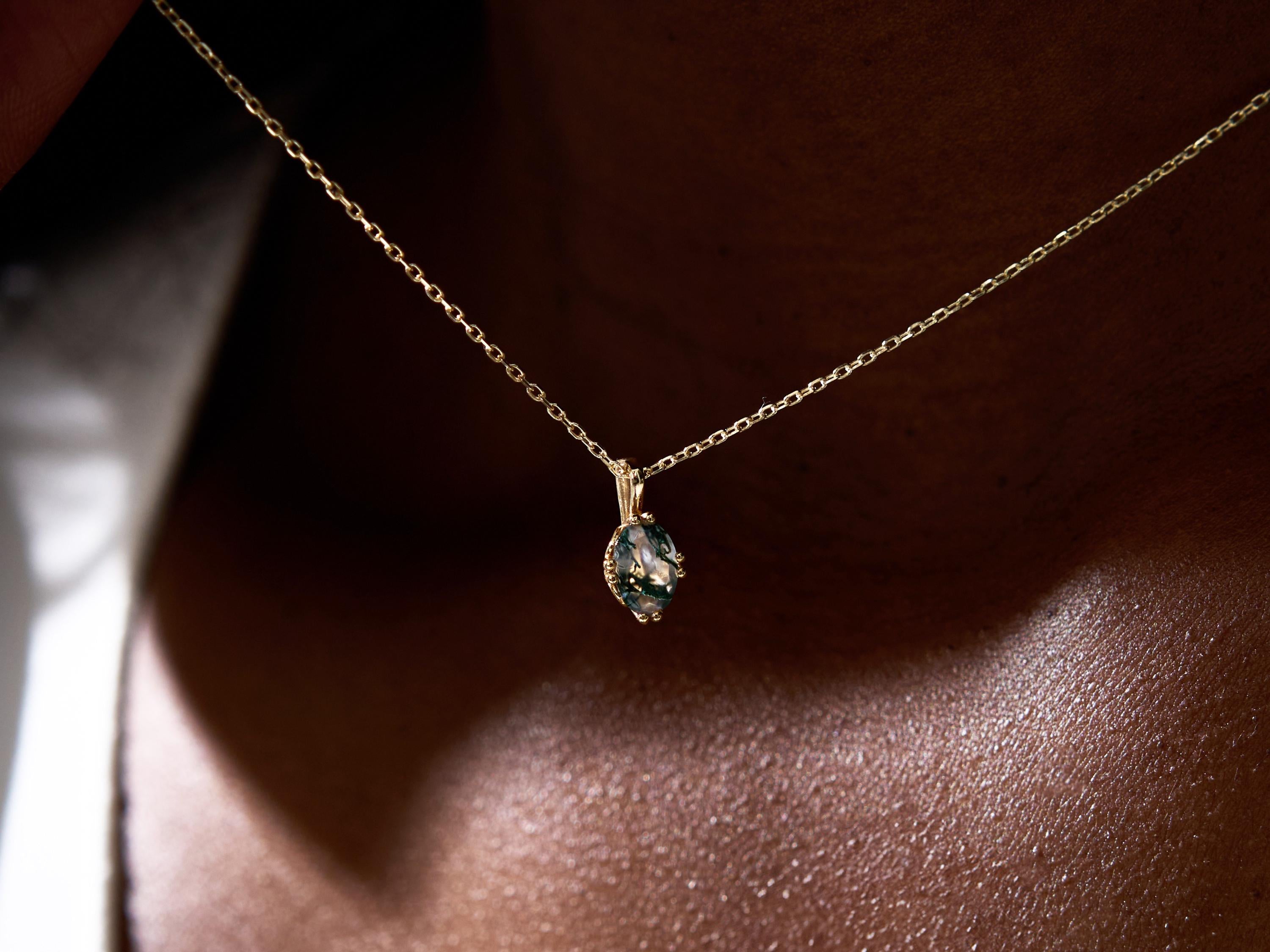 Oval Moss Agate Necklace, Natural Green Agate Pendant, Claw Prongs Moss Gemstone