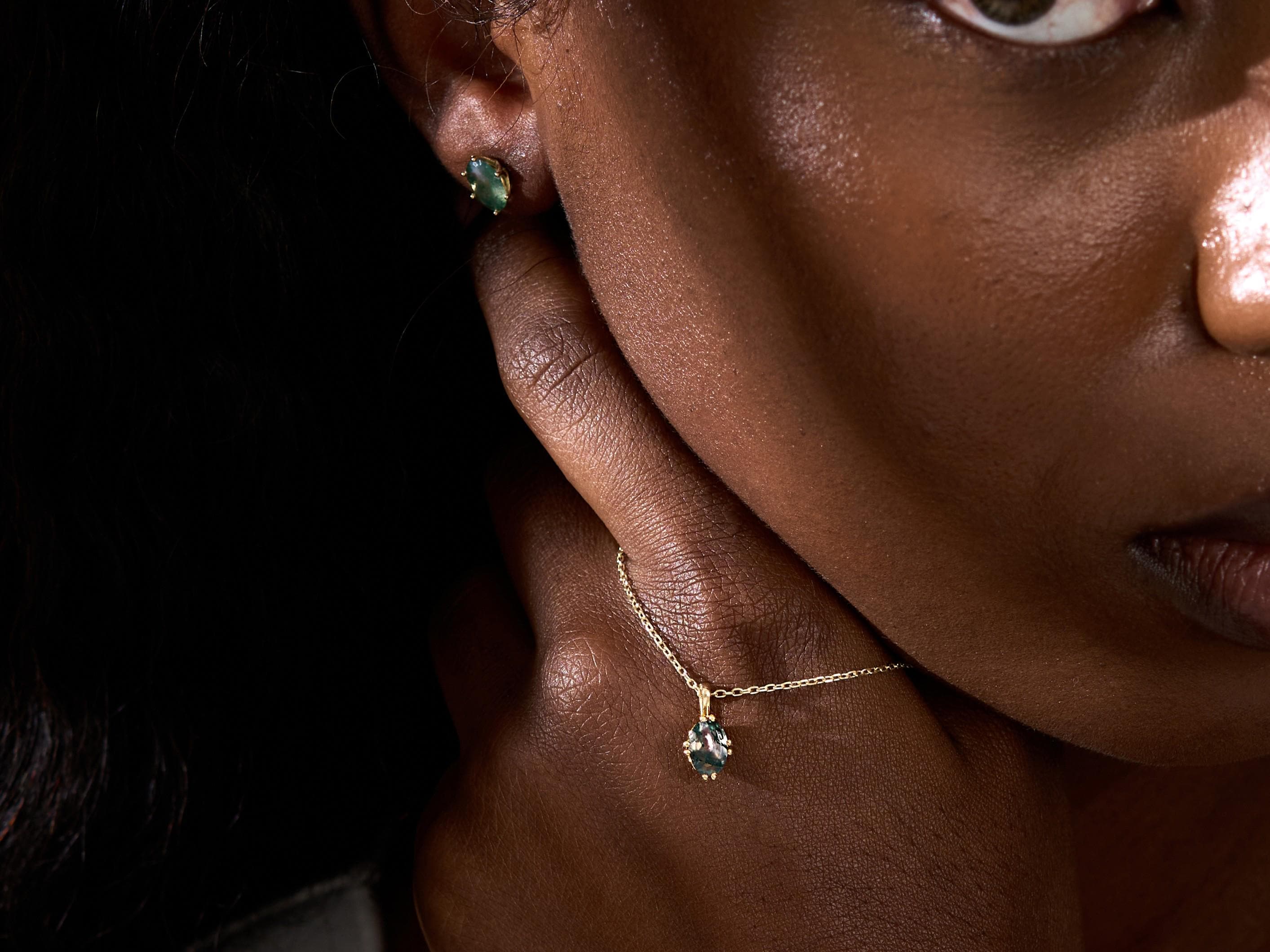 Oval Moss Agate Necklace, Natural Green Agate Pendant, Claw Prongs Moss Gemstone